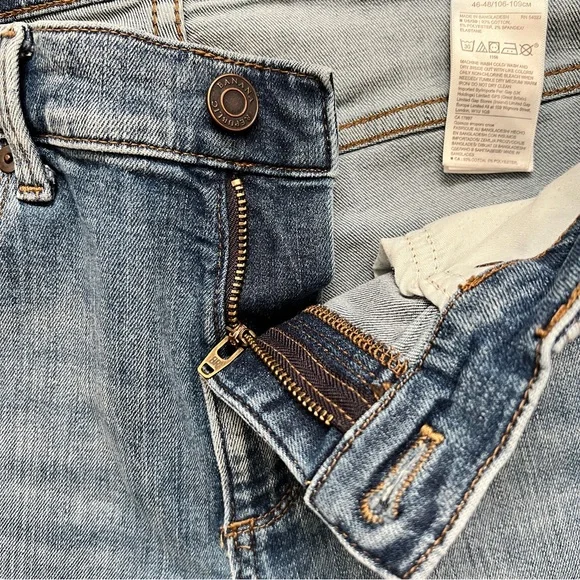 Banana Republic Mid Rise Destruct Skinny Jeans - Picture 8 of 12